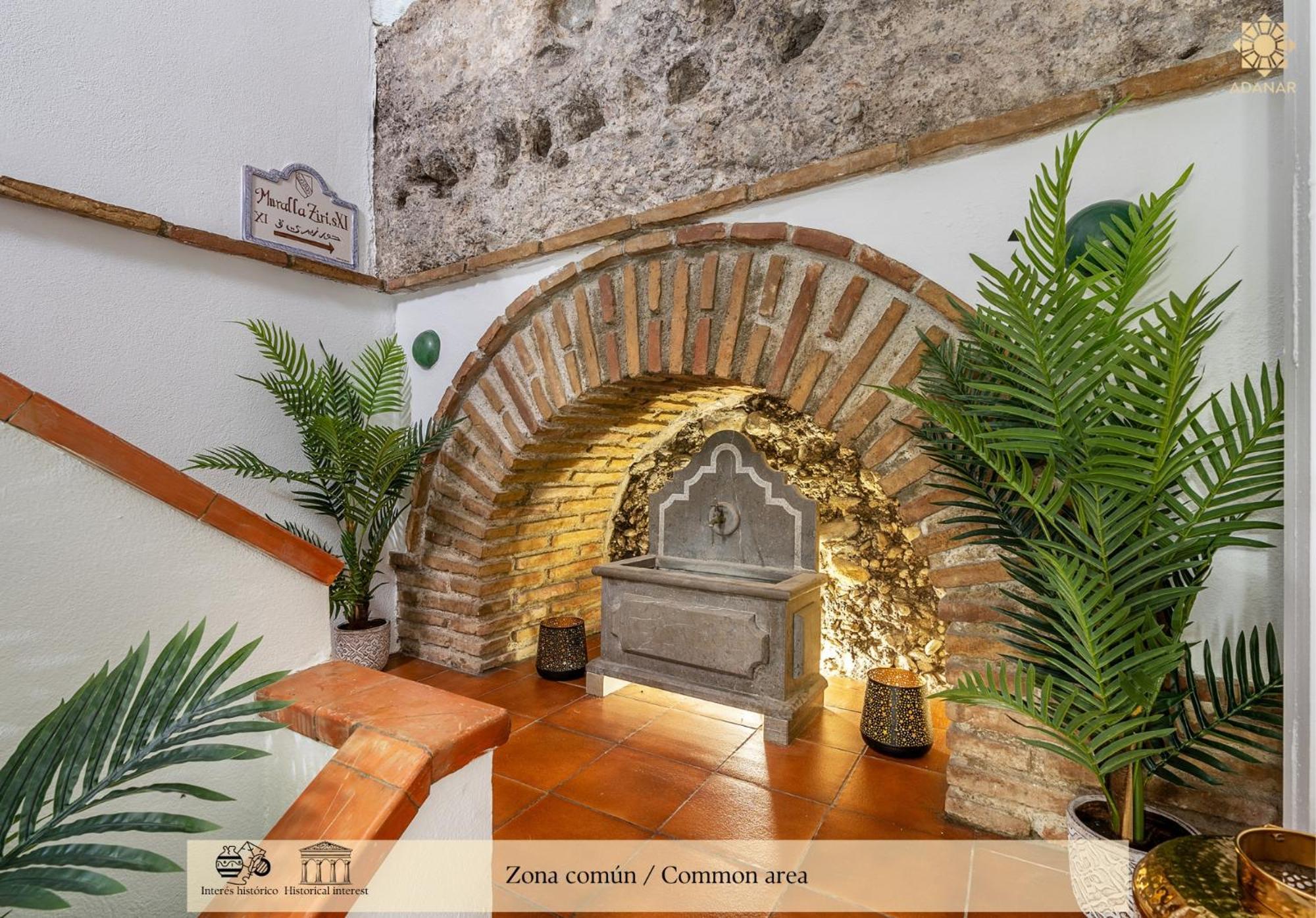 Adanar Muralla Ziri Centro Premium — Fotos 1
